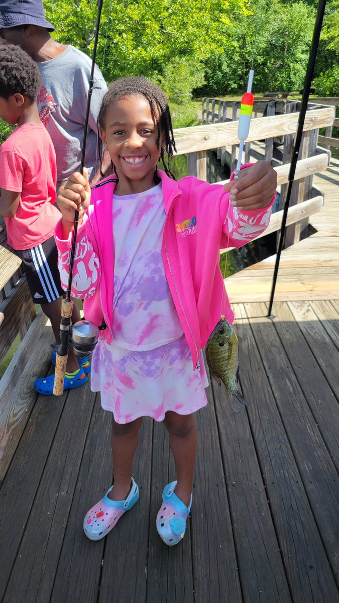 projectfish's tweet image. II is Giving Tuesday,  so if you think teaching kids to fish and about our natural resources is important, you can donate at the link below.  givingto.msu.edu/gift/?SMID=A11… Thanks for sharing.