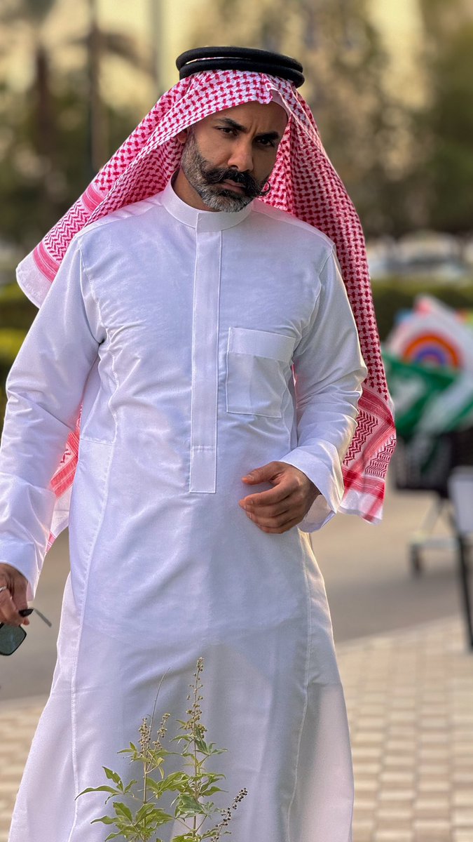paulchowdhry's tweet photo. This Friday night, I'll be the first ever British comedian doing a full comedy show in Saudi Arabia. Everyone is wearing the same outfit as me!
I'll be back in 25-30 years. @SmileEntKSA https://t.co/g5eWbMcbhv