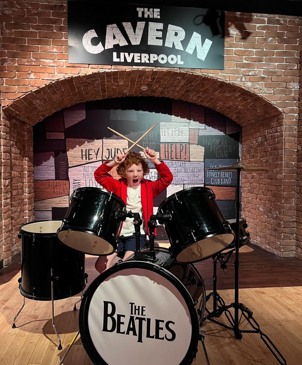 Rock out in The Cavern 🥁 📸 IG: dailydiaryofmeandmine