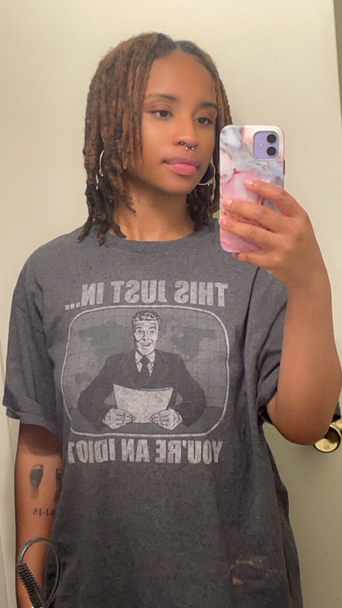 PooksB__'s tweet photo. Hair Growing 💕 Skin Glowing 💫 #locbabe #BlackTwitter #Followme https://t.co/4YPFyV5f1Z