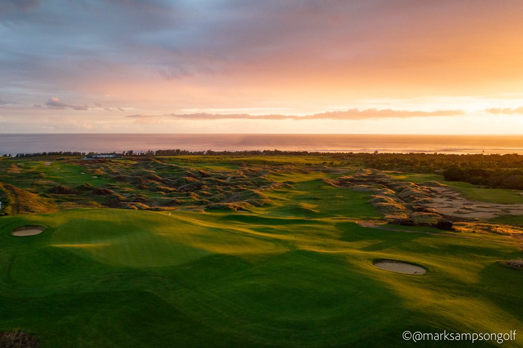 MarkSampsonGolf's tweet photo. Very special day. Bumped into designer, Peter Matkovich (No @Louis57TM ) of this fantastic course. Played nine holes and then watched Mother Nature show off. @DPWorldTour @Sunshine_Tour @asiantourgolf players you are in for a treat. The new Le Reserve Links @heritageresorts https://t.co/F84A9u9Laf