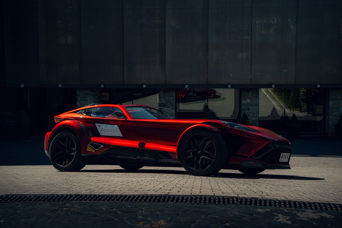 A Fiery Red Donkervoort F22, the Rebel's Choice. Born to be Wild ❤️‍🔥

_
#Donkervoort #F22 #RebelsChoice #BornToBeWild