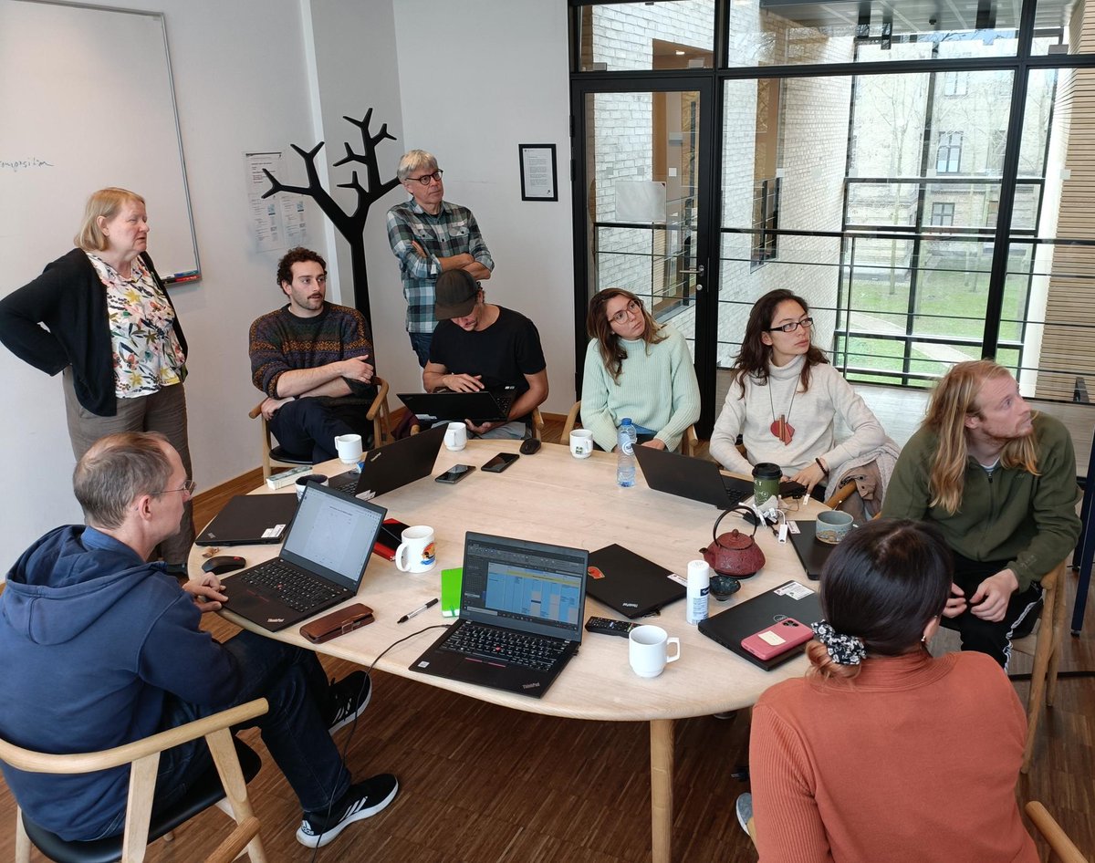 SilvaNova_NNF's tweet photo. Last week, @SofiaIFGomes visited the SilvaNova team at KU🌟! We explored ideas for present and future research within Silva Nova🦠🍄🌳and dove into #soilmicrobiome data analyses. Thanks for the good discussions and input @SofiaIFGomes #Collaboration #ResearchTalks. https://t.co/ZBp36apURF