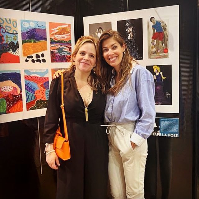 Audrey Tcherkoff (@audreytcherkoff) on Twitter photo "On vient avec des pinceaux, des crayons, des projets artistiques". C’est comme cela que <a href="/NOC_NousOnCree/">Association NOC ! Nous On Crée !</a> redonne le sourire aux enfants qui l’ont perdu.
Grâce au projet d’Elodie Thebault, les enfants de <a href="/hopital_necker/">Hôpital Necker AP-HP</a> ou de <a href="/institut_curie/">Institut Curie</a> en sortent plein de vie et de rêve… "On vient avec des pinceaux, des crayons, des projets artistiques". C’est comme cela que <a href="/NOC_NousOnCree/">Association NOC ! Nous On Crée !</a> redonne le sourire aux enfants qui l’ont perdu.
Grâce au projet d’Elodie Thebault, les enfants de <a href="/hopital_necker/">Hôpital Necker AP-HP</a> ou de <a href="/institut_curie/">Institut Curie</a> en sortent plein de vie et de rêve…