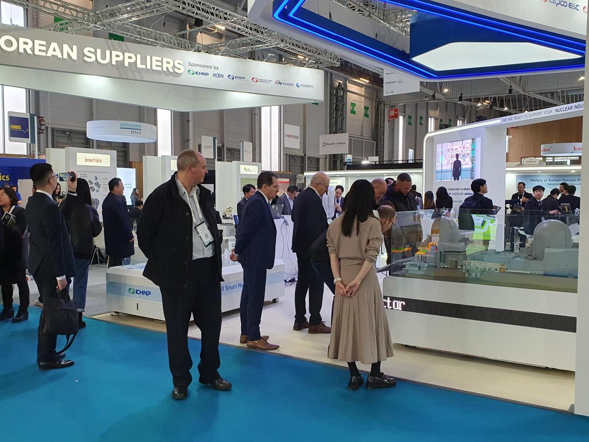 PromosalonsInfo's tweet photo. Ouverture ce matin de @Exhibition_WNE. Pour cette éd., les délégations Promosalons des pays : Belgique, Canada, Corée, Pays-Bas, Pologne, République tchèque, Suède, Turquie, Finlande, Royaume Uni et Roumanie ont collaboré avec le salon sur la promotion visiteurs. https://t.co/6CO2Vk1gGi