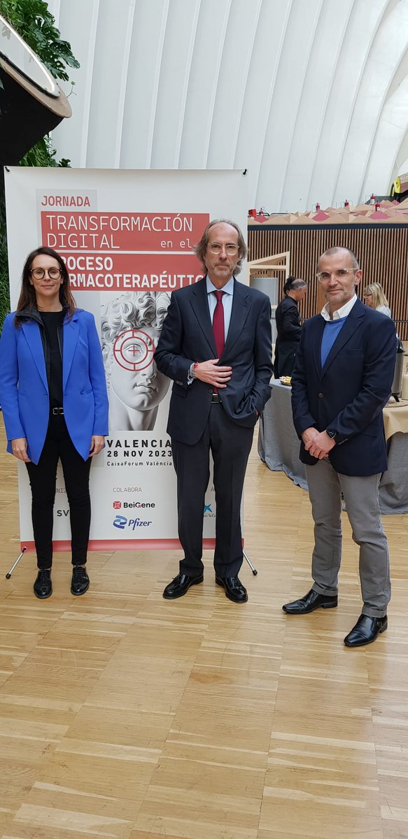 provalentia's tweet photo. ¡Estamos muy contentas!

La Jornada de Transformación Digital en el proceso Farmacoterapéutico está siendo un éxito.

#ProvalentiaCongresos https://t.co/hqFtMOO293