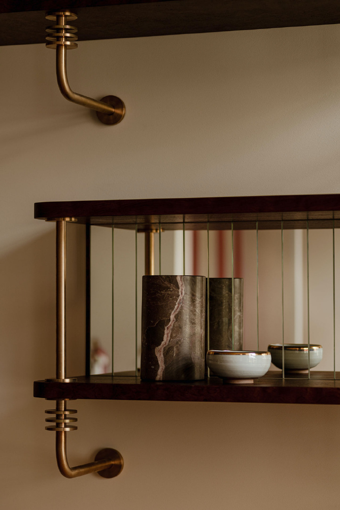 Natalia Stosio ▏ Retro modern apartment, stylish and durable