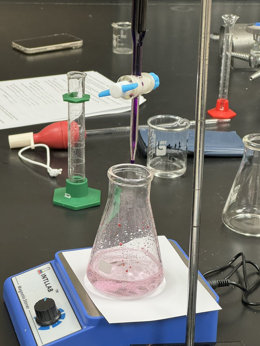 Jason_Walworth's tweet photo. Today’s Redox reaction/titration between potassium permanganate and hydrogen peroxide in AP Chemistry.  @bransonschools @BransonPirates https://t.co/TfWcqJ7n2c