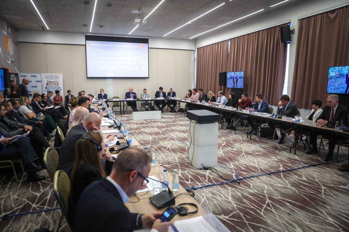 OSCEBiH's tweet photo. Unlocking Majevica's potential! Mayors from #Celic #Lopare #Sapna #Teocak & #Ugljevik, supported by #OSCEBIH, held conference in Sarajevo spotlighting strides in tourism, development & collaborative initiatives in #Majevica region, shining example of inter-municipal synergy. https://t.co/eR2dAxozsD