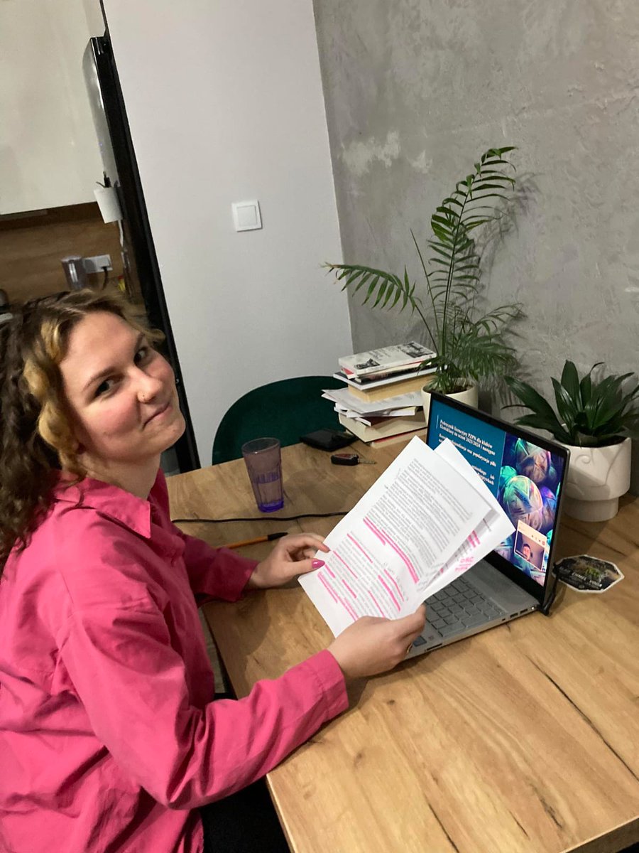 MKK_Partner's tweet photo. Ostatnio nasza młodsza prawniczka Dominika Przydacz była prelegentką na Ogólnopolskiej Konferencji Naukowej sport a prawo, psychologia, ekonomia i polityka. 👩‍🏫 Temat jaki podjęła dotyczył równouprawnienia i profesjonalizacji. 👩⚽
Zapraszamy do artykułu:
https://t.co/WyYL7EhWir https://t.co/1BlyMvFtOv