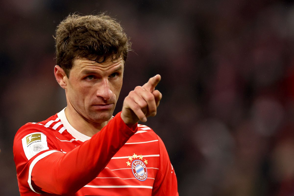 OptaJoe's tweet image. 1-10 - Most chances created in open play per 90 minutes in Europe&apos;s big five leagues across the last 10 seasons (100+ starts):

2.6 - Eden Hazard
2.5 - Thomas Müller
2.5 - Kevin De Bruyne
2.4 - Mesut Özil
2.3 - Neymar
2.3 - Marek Hamsík
2.3 - Lorenzo Insigne
2.2 - Lionel Messi…