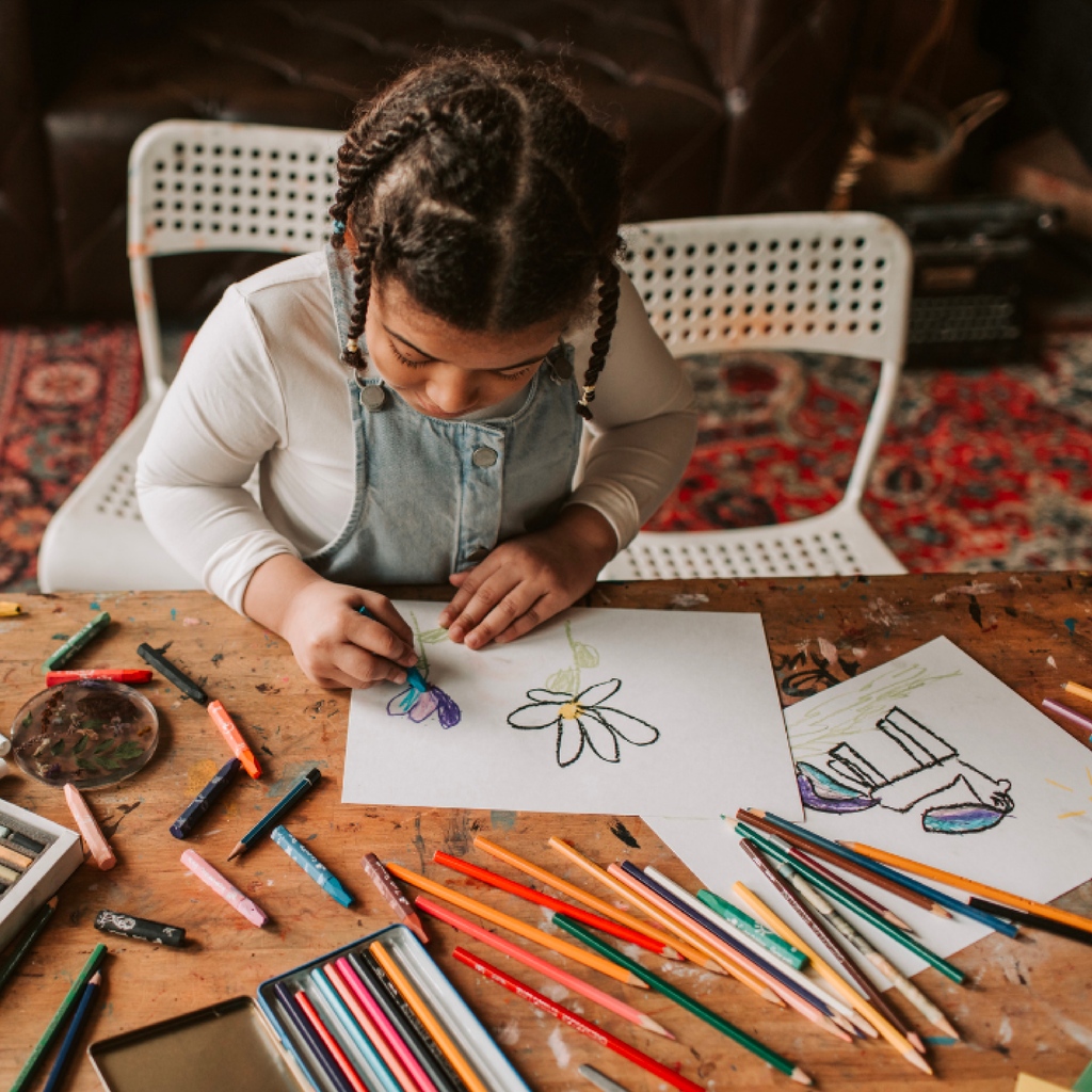 LearnwithOJO's tweet photo. Looking for ways to keep your little ones engaged and inspired after school? Look no further! 🏫🌈

🎨 Artistic Escapades

📖 Bookworm Bonanza

🔬 Science Sleuths

#learningisfun #activitiesforkids #LearnwithOjO https://t.co/NQQwTNsGHl