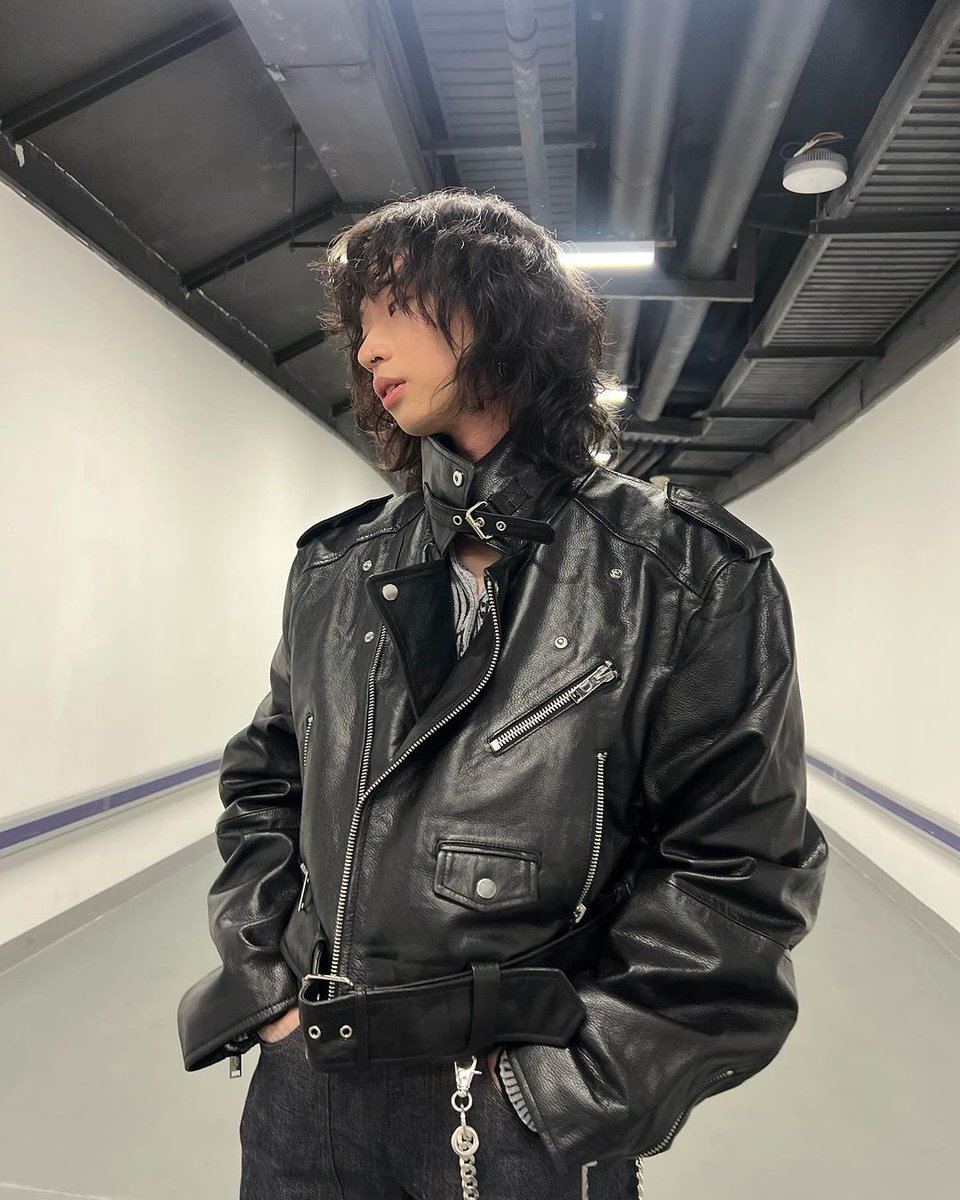 KeshiThailand's tweet photo. SHANGHAI 🤍

HMU: yukina
Stylist: kendy 
#keshi #keshithailand https://t.co/1TvtruDnuZ