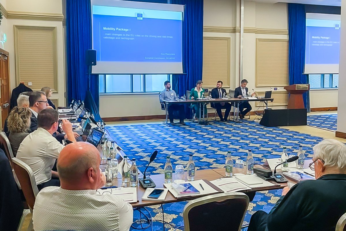 EU_ELA's tweet photo. 📣National event in 🇮🇪Dublin, organised by ELA &amp; @Dept_Transport, aimed at improving the enforcement of #RoadTransport rules &amp;  #WorkingConditions for drivers.

The discussions explored the #MobilityPackage I, challenges faced in 🇮🇪 &amp; the shortage of drivers.
@RSAIreland @WRC_ie https://t.co/Dbp1opj6er