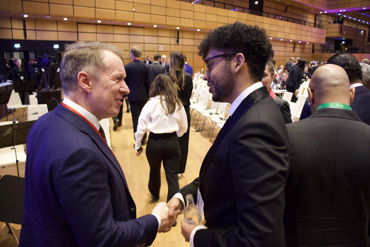 UKMissionVienna's tweet image. Delighted to see @SKavanaghLyon, the UK candidate for Secretary General engaging with delegates at the opening ceremony of the 91st INTERPOL GA. Inclusivity is central to his campaign: to be a truly global organisation we must reflect who we serve.  #INTERPOLGA #INTERPOL100
