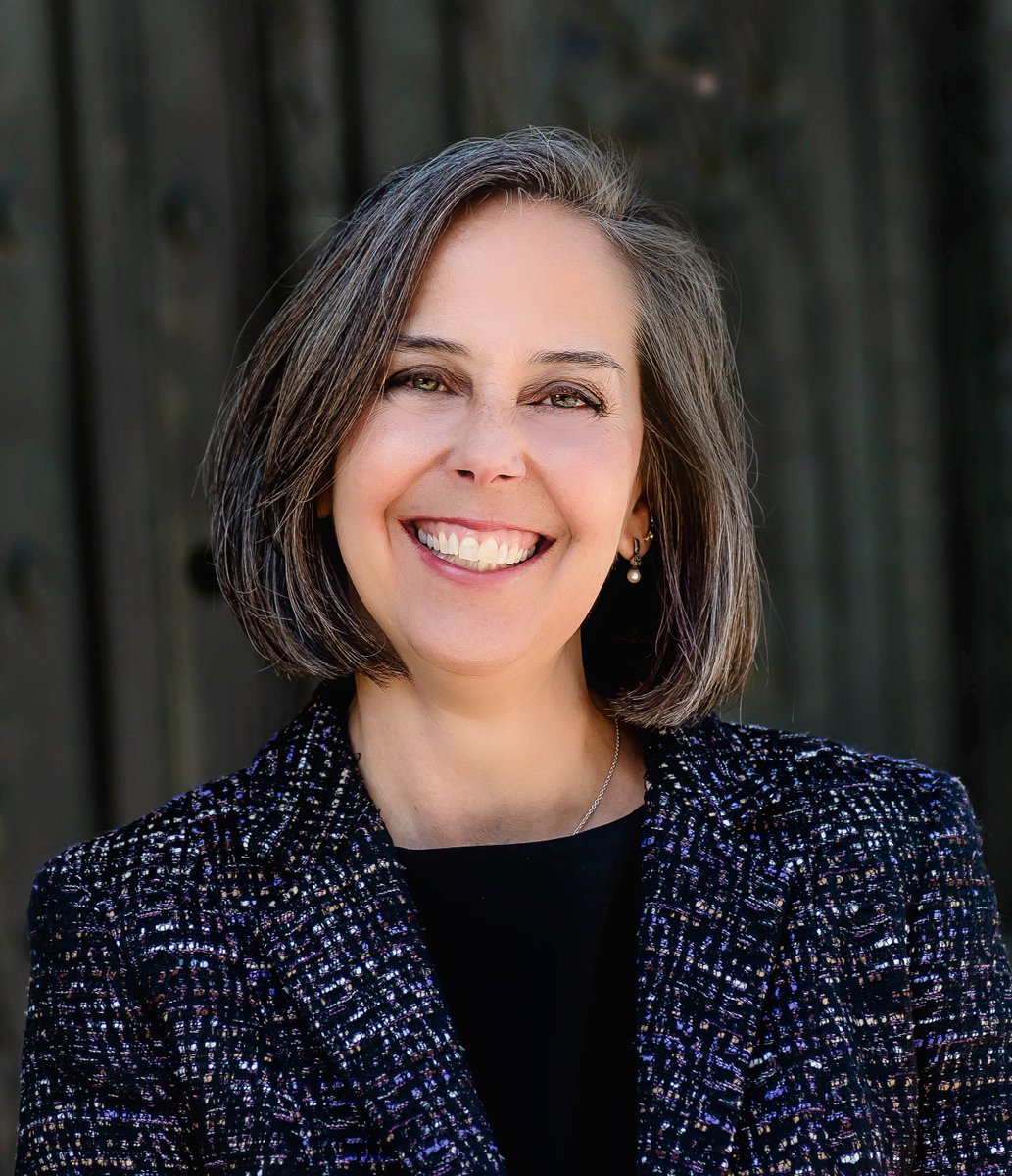 OHDems's tweet photo. Judge Lisa Forbes has practiced law all over Ohio for 28 years. As a first generation college graduate, she is no stranger to hard work. Judge Forbes‘ knowledge, work ethic and commitment to justice mean we can count on her to protect democracy on the Ohio Supreme Court. https://t.co/4kVoCO49ll