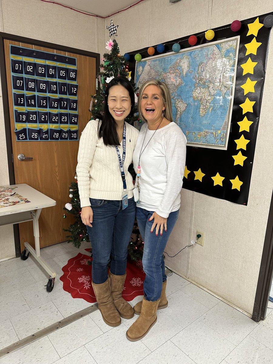 Twin day! <a href="/SiegelMiddle/">Siegel Middle School</a> #ESL