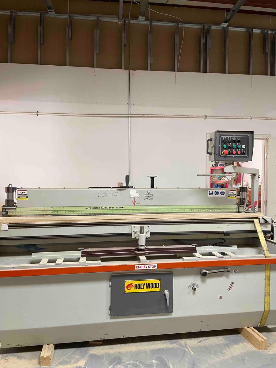 ProBuiltBuilder's tweet image. One of our many machines in our ProBuilt Builder workshop! #customcabinetry 
#HoustonContractors #TexasBuilders #HomeImprovementHTX