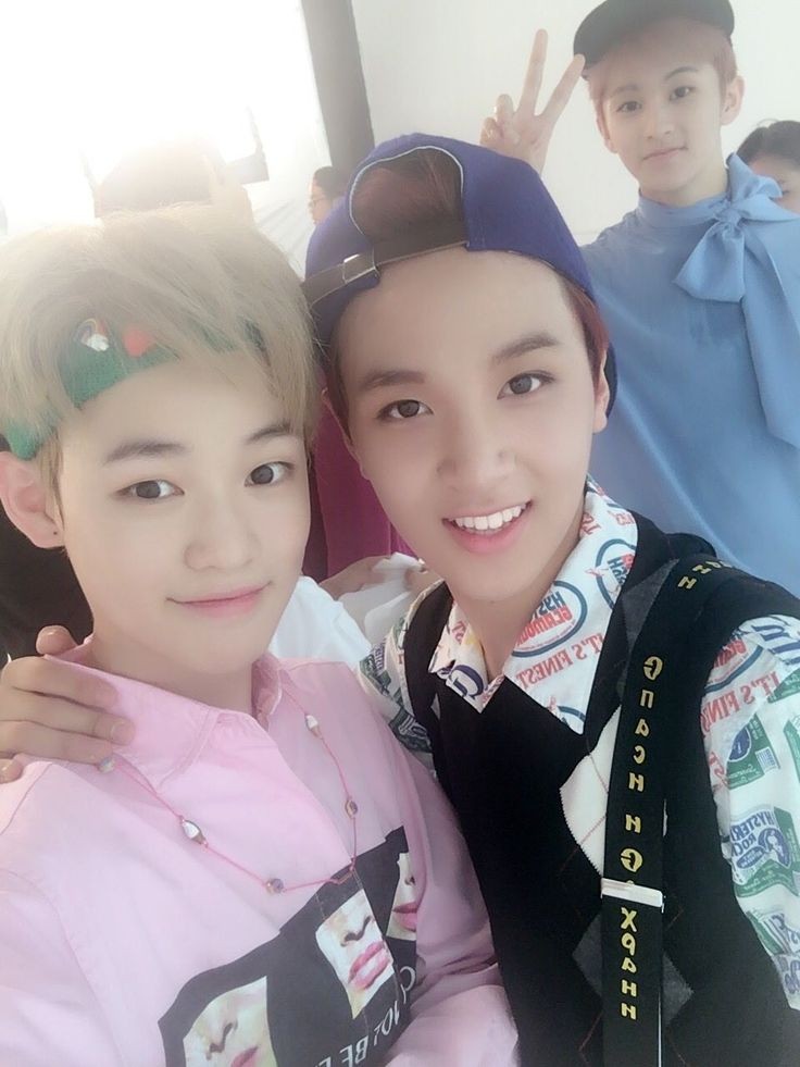 NEORONIN01's tweet photo. ARGH MY HAECHAN EUEUEUEUEU https://t.co/bZpaW4lemk