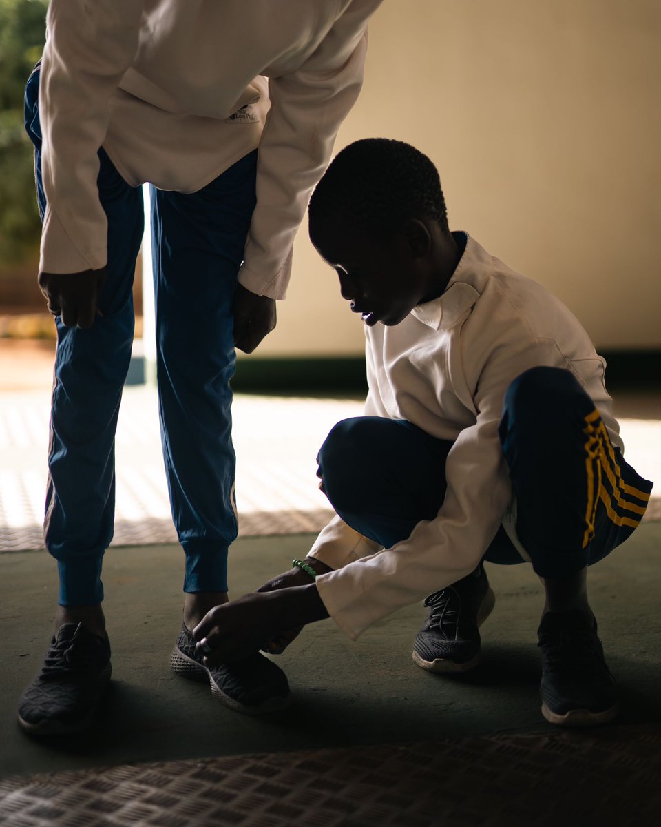 Fencinginjail tweet media