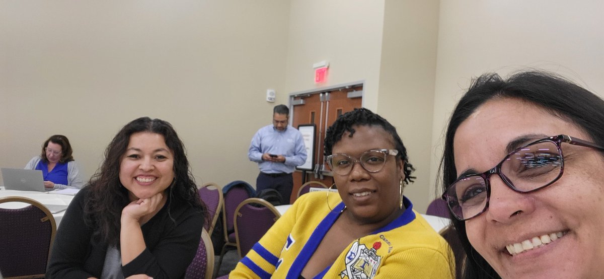 gabby12_75's tweet photo. Representing @ewesbisd @SBISD at the #r4ls @R4Leaders https://t.co/9GZZaSK5UL
