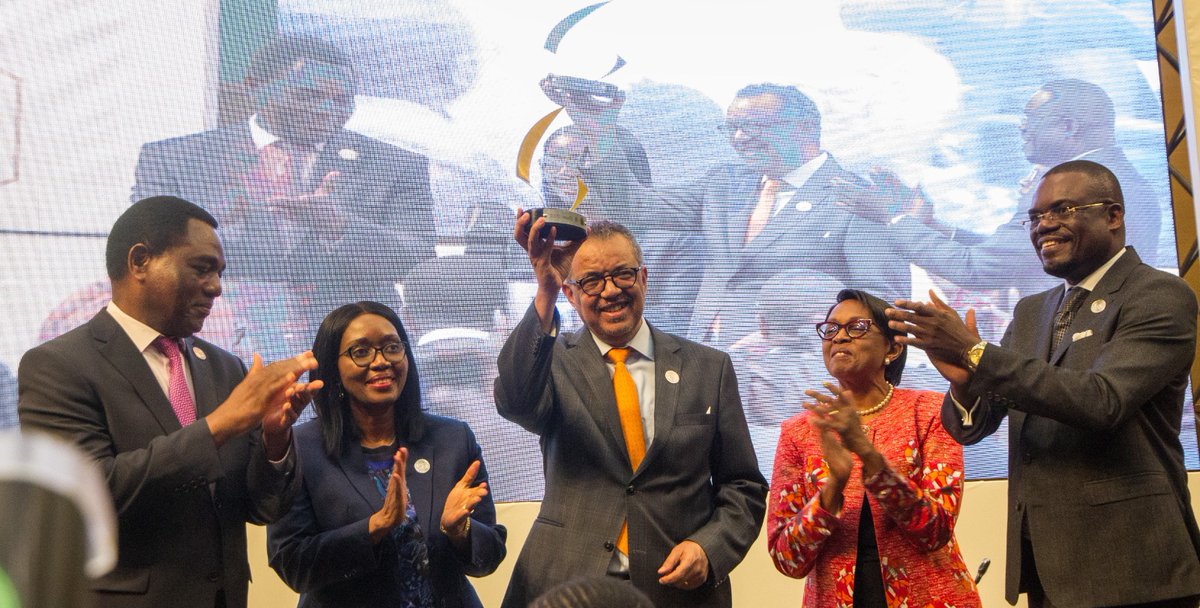 The @AfricaCDC celebrates @DrTedros Director-General of @WHO on his Lifetime Achievement Award in Public Health. This award is testimony to Dr Tedros's commitment to ensuring access to healthcare, promoting equity, and tackling emerging health threats that has left an indelible…