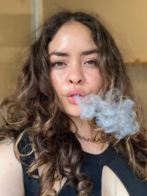 Give me a🩷 if you like stoned and kinky girls like me. https://t.co/Rjxw5Q2OIe<a href="/tag/tongue"class="tags"><span>#tongue</span></a><a href="/tag/blowjob"class="tags"><span>#blowjob</span></a><a href="/tag/wetpussy"class="tags"><span>#wetpussy</span></a><a href="/tag/hairypussy"class="tags"><span>#hairypussy</span></a><a href="/tag/tongu"class="tags"><span>#tongu</span></a>