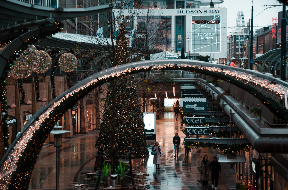 easyHotel tweet media