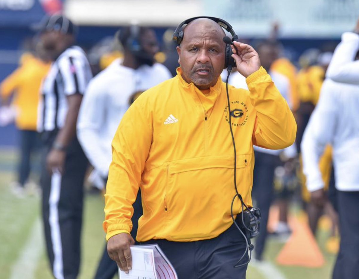 BelinsonMatt's tweet photo. BREAKING: Hue Jackson is out as head coach at Grambling State, a team source confirms. Here's our breaking story but stay tuned for more details. @FootballScoop was first to report.
https://t.co/9ci65dZVFm https://t.co/9IRlH1pZiF