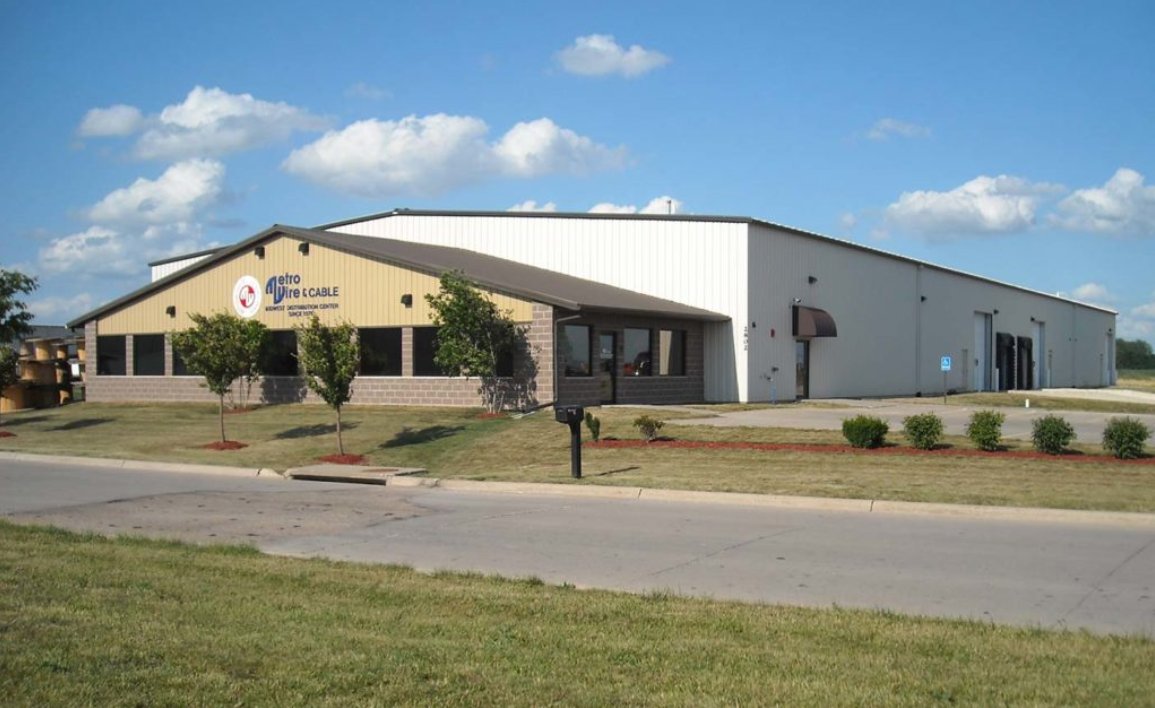 MetroWireCable's tweet photo. 🎉 We're thrilled to announce the completion of our warehouse expansion &amp; office renovation at our @MetroWireCable - Iowa distribution center! More space, more efficiency, and a fresh, modern look. We can't wait to serve you better!

Read more here: https://t.co/6Y4xsGaYiR https://t.co/Avpgc2k2Ux
