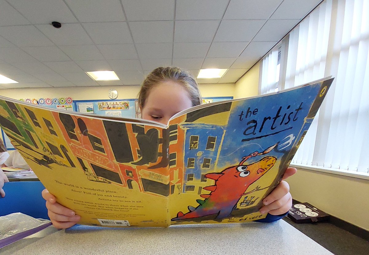 TrThorntree's tweet photo. #ExtolReads Y5 were enjoying the selection of books that form the different categories. #FutureYou https://t.co/cb3Q7LwZUh