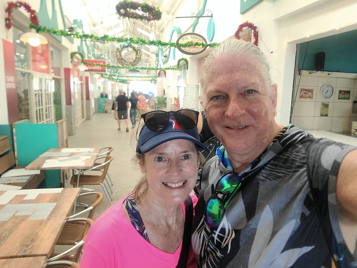 KRPierce20's tweet photo. Bonaire is such a quaint place. Wasn't expecting this! https://t.co/pMaqBZ1X5T