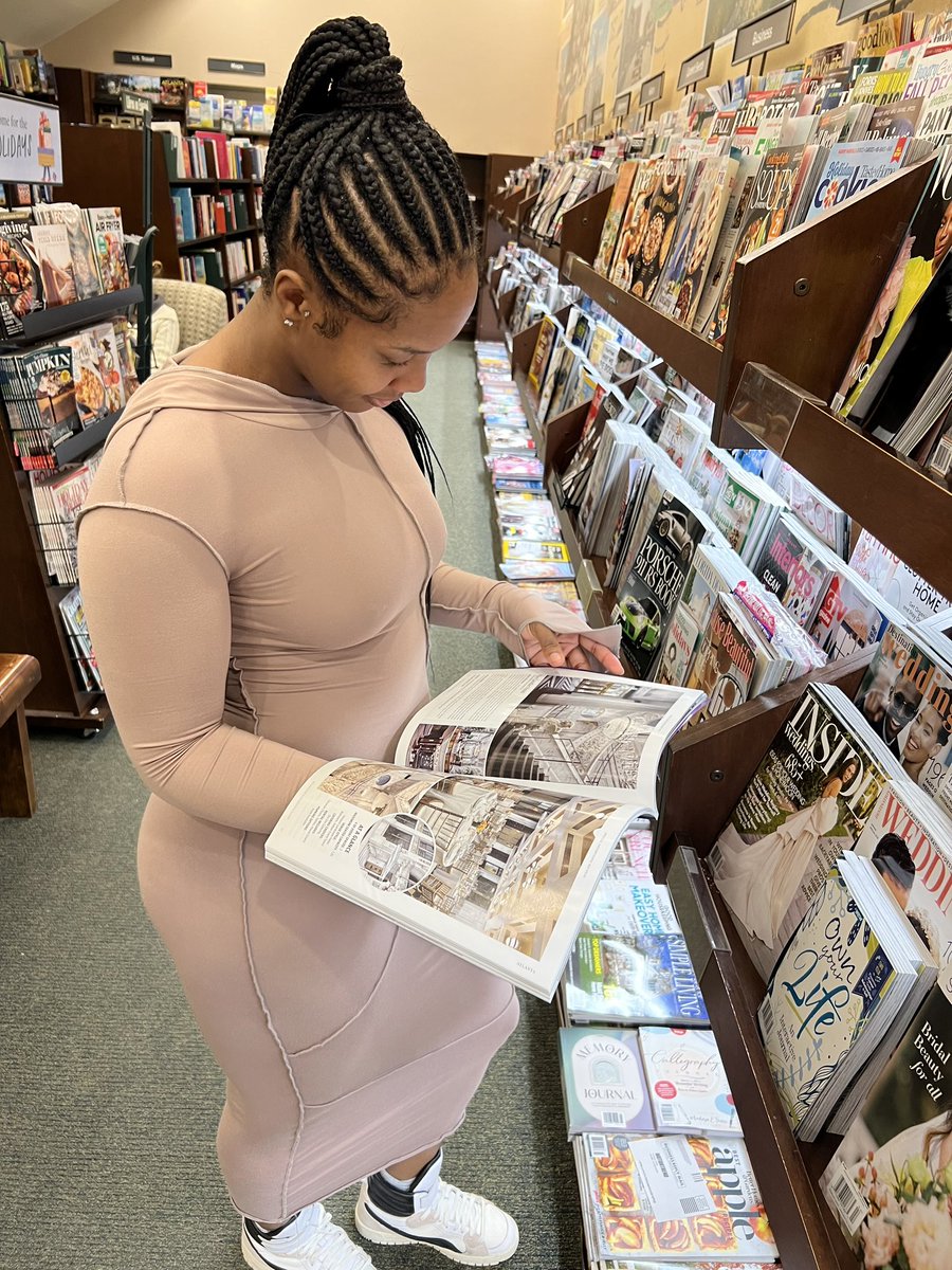 __imalla's tweet photo. I had this reverse seam dress that I outgrew 🏋🏽‍♀️💪🏽 so I decided to make a hat &amp; skirt inspired by it cause it was so cute to me &amp; I miss it. https://t.co/5pUVjJa8Ht