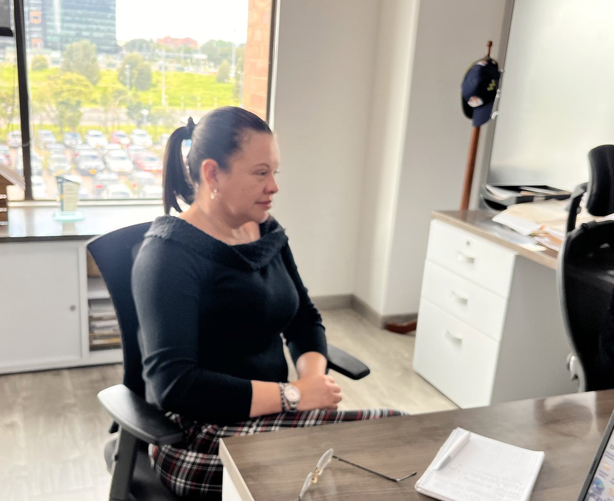 SecViviendaCund's tweet image. #AEstaHora nuestra secretaria @Karybuma24 y la Dirección de Política Habitacional, presentan ante el Consejo Departamental de Política Social #Codeps, la #PolíticaPúblicaDeHábitat y Vivienda de #Cundinamarca 2023-2032, que busca reducir el déficit habitacional en el departamento.