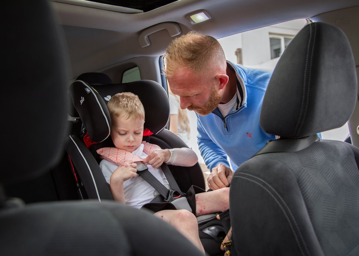 DEBRA UK tweet media