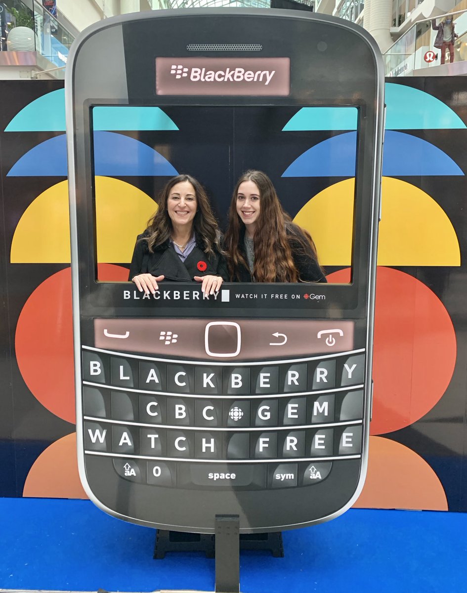 Having fun with ⁦<a href="/lauren___mullen/">Lauren 🧬</a>⁩ at the Blackberry “museum”. Did you have one of these?!