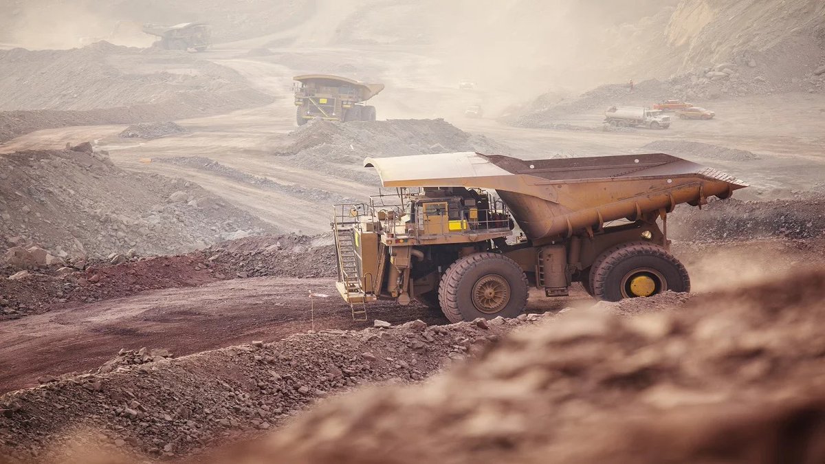 NIPDB's tweet photo. APPLICATIONS FOR MINING LICENCES GOES DIGITAL IN 2024 | As of January 2024, applying for mining licenses will now be rolled out an all-new online system. https://t.co/4SUkoDcxLx