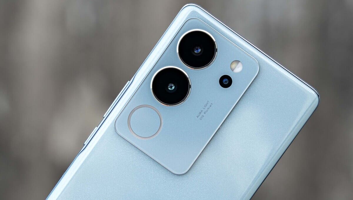 CeotechI's tweet photo. vivo S18 e S18 Pro, trapelate specifiche e design
#Android14 #DCS #Design #Dimensity9200Plus #DisplayOLED #IQOO #MobileNews #Notizie #Smartphone #Snapdragon7Gen3 #Tech #TechNews #Tecnologia #Telefonia #Vivo #VivoS18 #VivoS18Pro #VivoS18e

https://t.co/1GMGWe4UjK https://t.co/YfEkAbrzhh