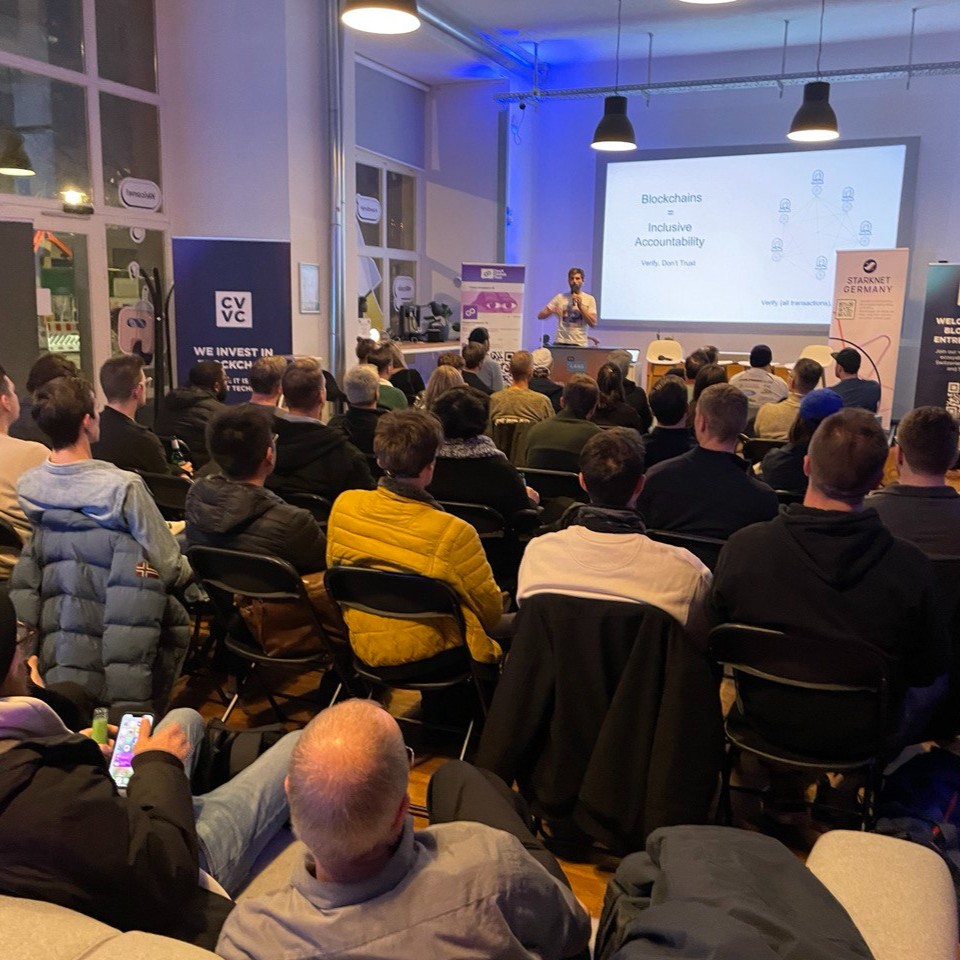 Great to support the Crypto Invest Berlin x Starknet meet up in Berlin last week! All things L2 ecosystems, wallets and DApps were discussed with 70 members of crypto community. 🚀