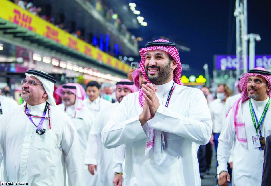 T5yll_'s tweet photo. من يلاحظ العلاقة الفريدة بين الشعب السعودي وقيادته يجد أنها علاقة مبنية على الشرف والكرامة والوفاء ورثها هذا الشعب من أجداده بدون أي مساومة ، ليست علاقة عابرة أو مؤقتة أو مبنية على مصالح . هذا الوطن لنا كالأم كالحُضن كاللحاف ونحنُ له كالأبناء والدرع والحصن المنيع .

⁃كانت المملكة شامخة وستظل كذلك بإذن الله 💚

#الرياض_إكسبو2030   
#RiyadhExpo2030   
#RiyadhWelcomesTheWorld