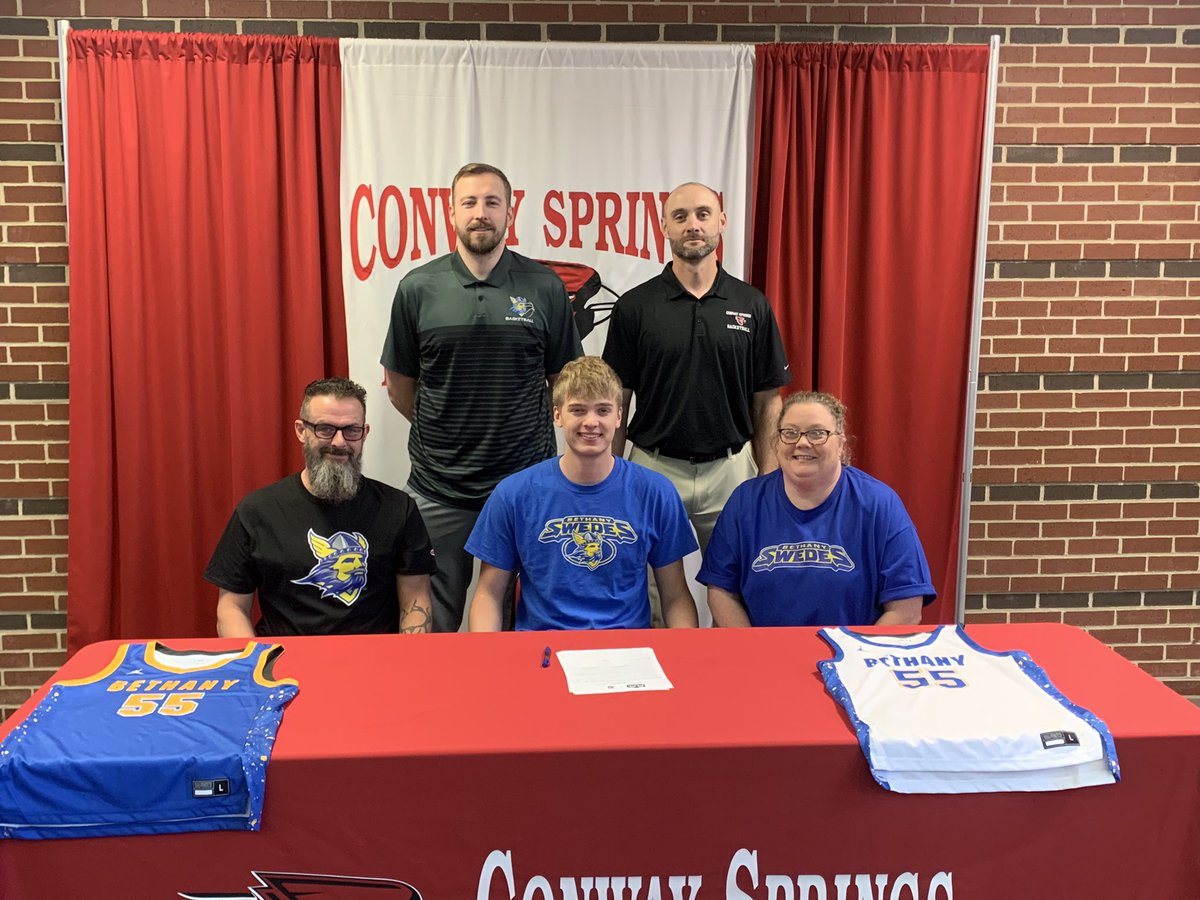 Officially a part of <a href="/SwedesMBB/">Swedes Basketball</a>! Thank you <a href="/Coach__Flemmer/">Trevor Flemmer</a> for this opportunity.