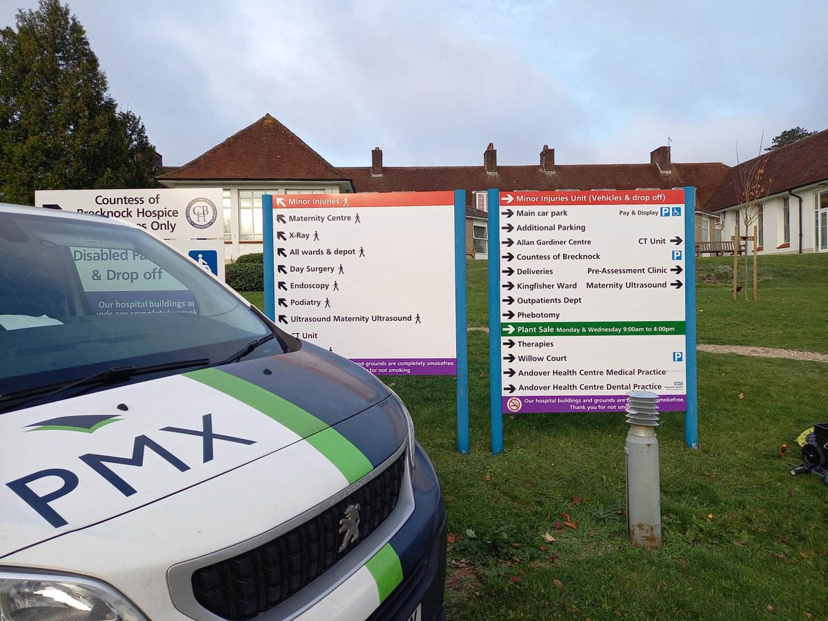 Our small contribution to the wonderful NHS.

Losing your way at the hospital. But we made it a little easier.

Clear and correct signage, with the best installation from our experts.