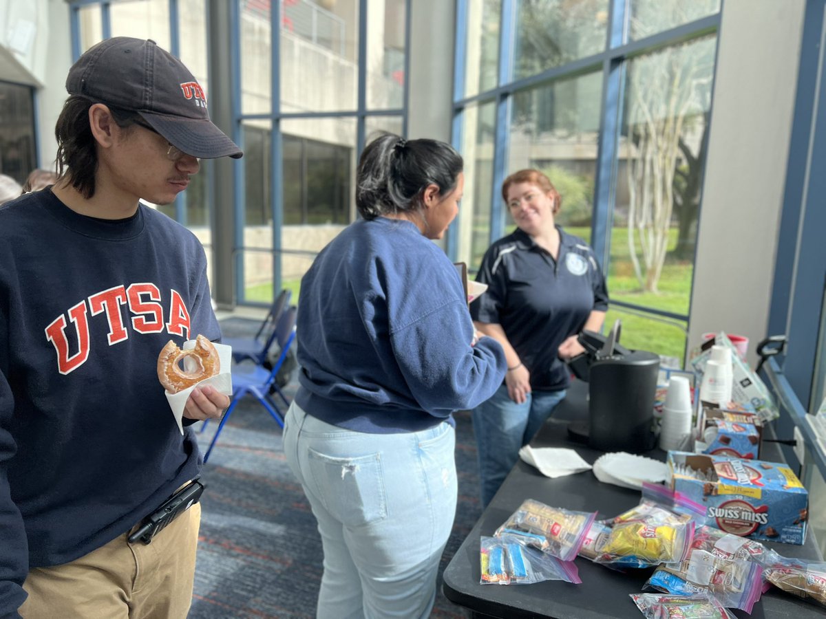 UTSA Student Government tweet media