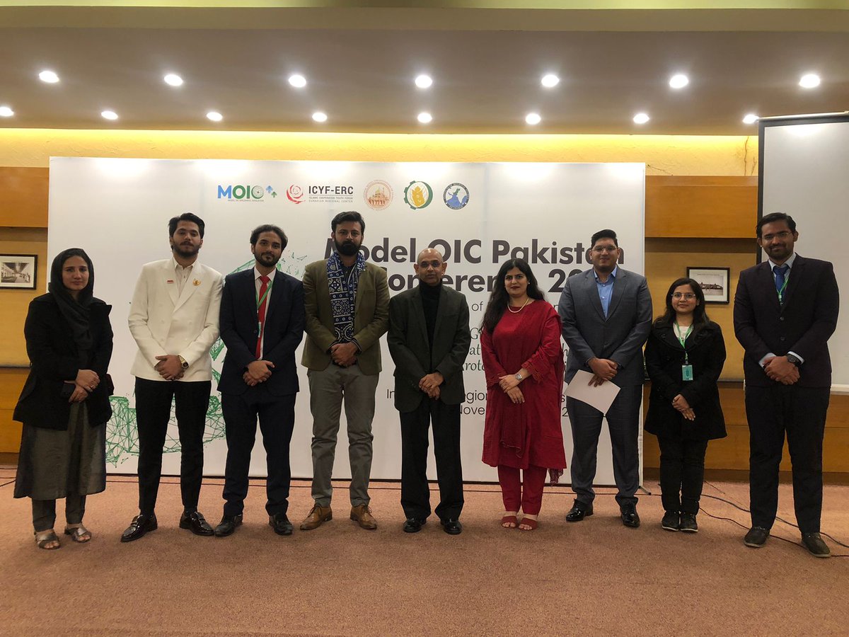 SahilYarMuhamm1's tweet photo. Amazing experience at MOIC Conference on Climate Change. The organizers, speakers, and delegates were exceptional. Truly glad to have taken part in such a conference on such an important issue like climate change. Kudos to MOIC Team.
@PakMOIC @icyferc @IRSIslamabad https://t.co/K9N8d3YoMe