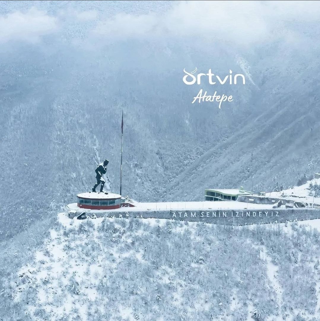OMARCoskun's tweet photo. Bir başkadır benim Memleketim..
#Artvin
#AtaTepe https://t.co/TA7v0XLWgr