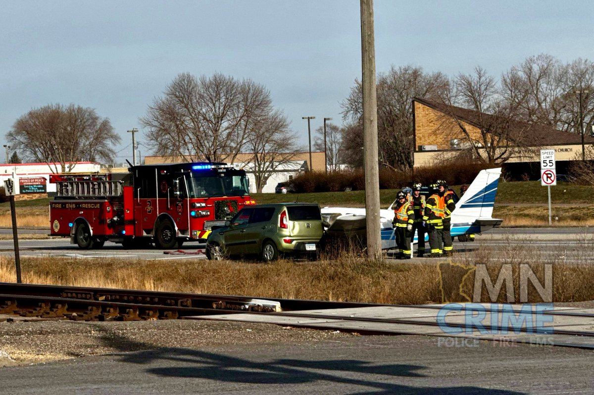 MN_CRIME's tweet photo. BROOKLYN PARK: Report of a small single-engine aircraft that crash landed on County Road 81 near West Broadway. The plane is also reported to have struck a vehicle on the roadway. Fire crews are now on the scene and reporting minor injuries involved. https://t.co/KQ7JxUs4SV