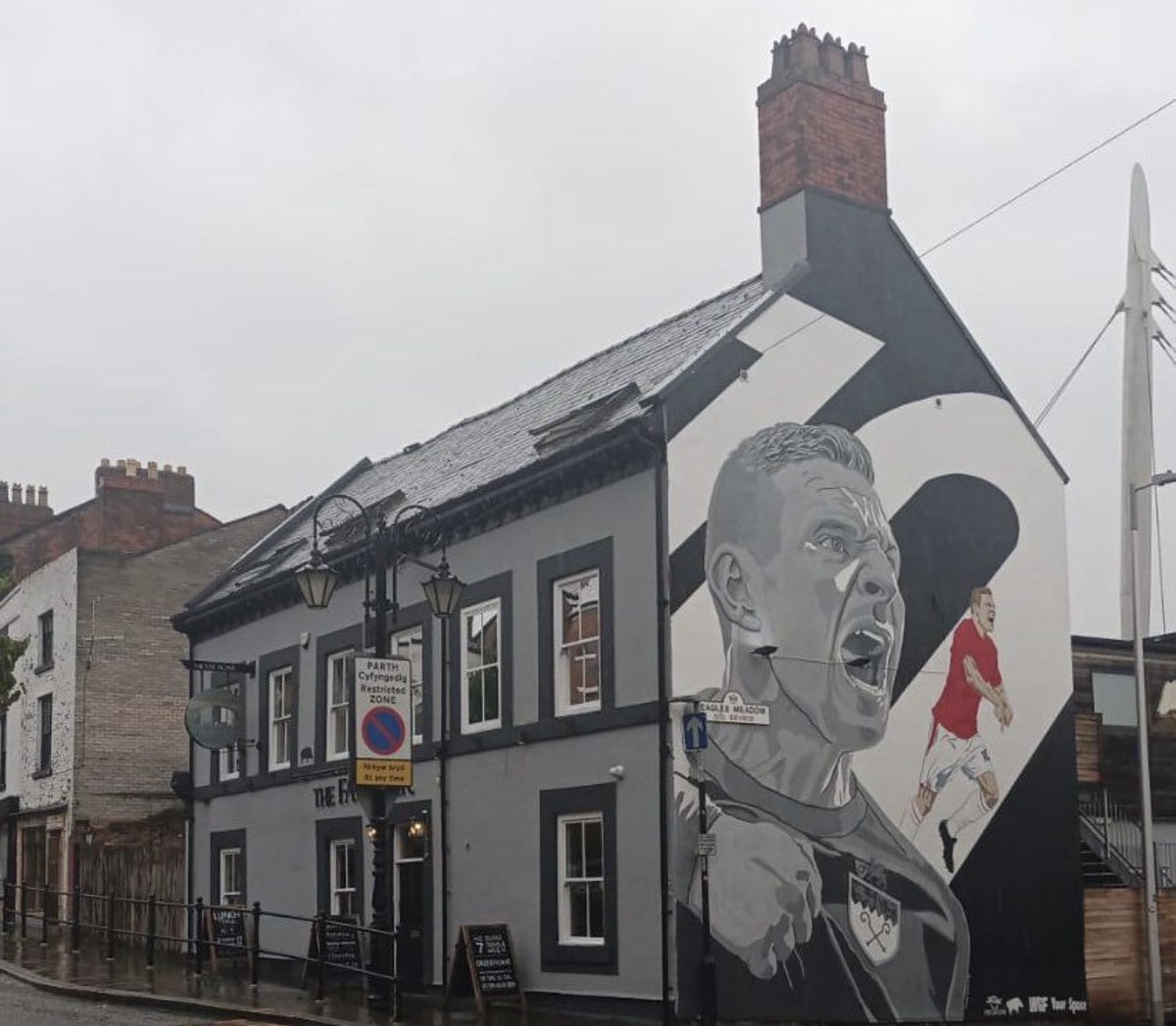 Fat Boar Wxm tweet media