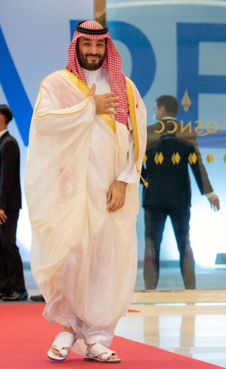 A__B_Q's tweet photo. نبارك لهذا الوطن العظيم هذا الفوز الساحق والتاريخي لكل ماسبق من منافسات لهذا المعرض.
إنجاز ضخم وكبير يعكس أبعاد اقتصادية وسياسية للوطن المواطن والمقيم،  ويتوج كل أعمال وخطط 2030 يعكس كل الانجازات لسنوات تسبقه، ويحلم لتحقيق انجازات 2040.
بارك الله في عرّاب الرؤية💚
#RiyadhExpo2030 https://t.co/URFMTXAAyf