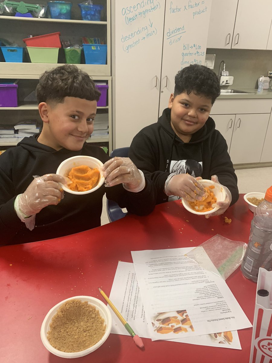 Scholars <a href="/Mort_Manatees/">Mort Elementary</a> are #thankful for Mrs.Lewis  <a href="/FeedingTampaBay/">Feeding Tampa Bay</a> teaching us how to make new recipes with the #sweetpotato harvest from our garden. #lifeskills #schoolgarden <a href="/HillsboroughSch/">Hillsborough Schools</a>