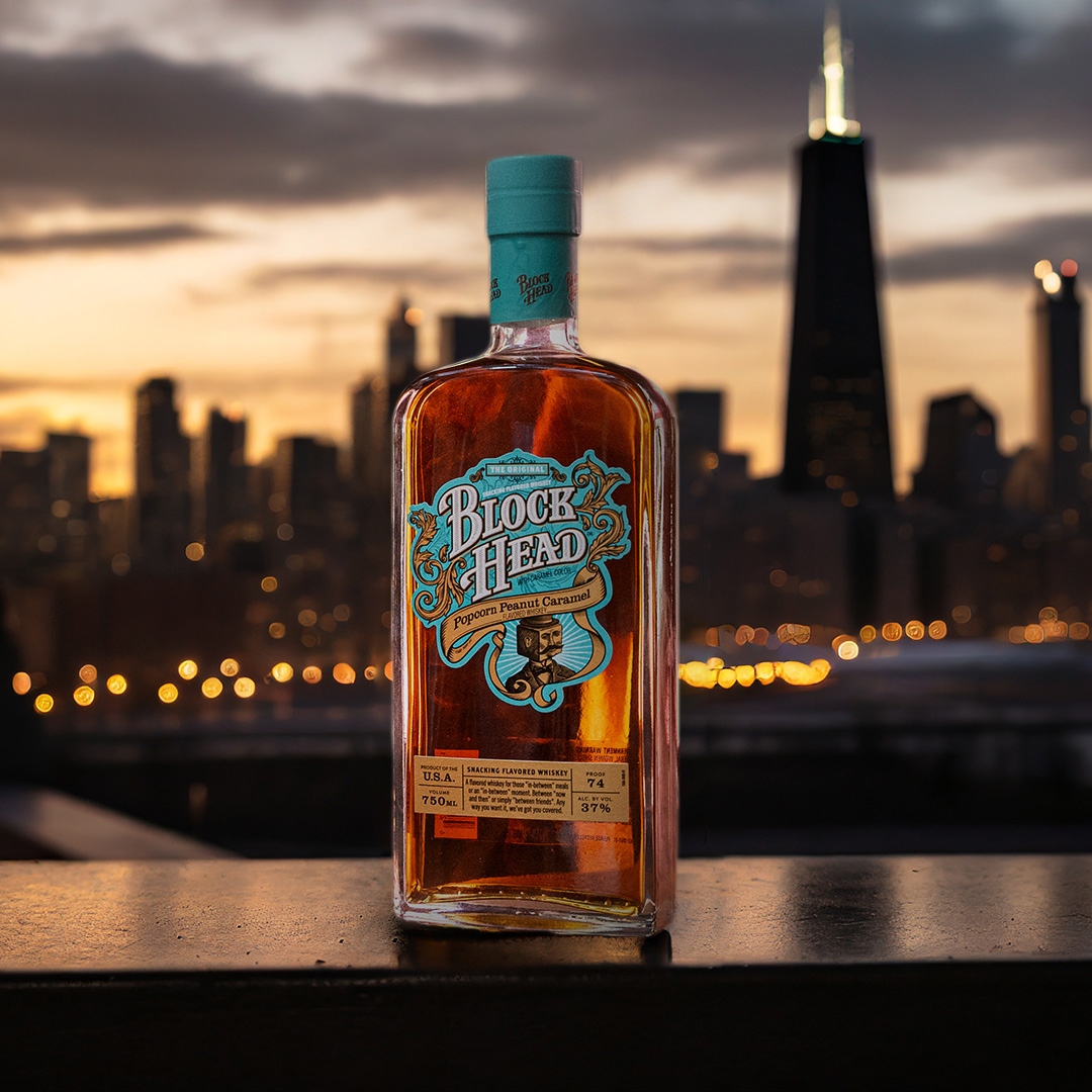BlockheadSpirit's tweet photo. Cold Chicago nights made warm with Block Head. Here's to the city lights and cozy sips! #ChicagoChills https://t.co/y3Dz5WcyYS